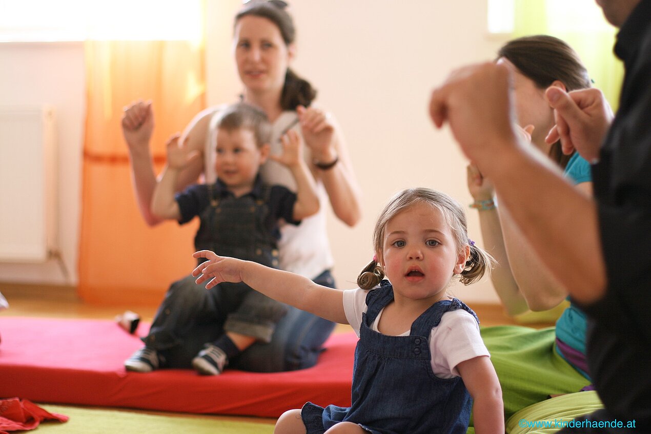 Kindergruppe beim Unterricht