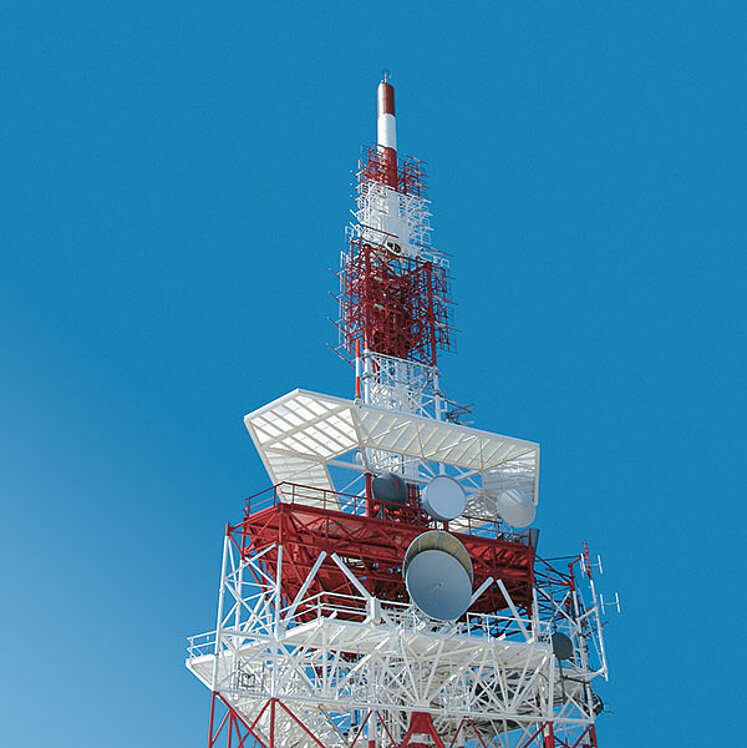 transmission mast