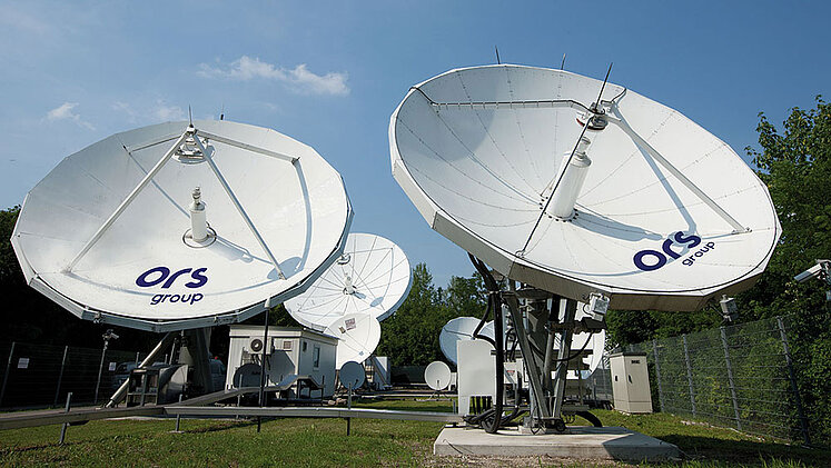 Satellite-Uplink-Park